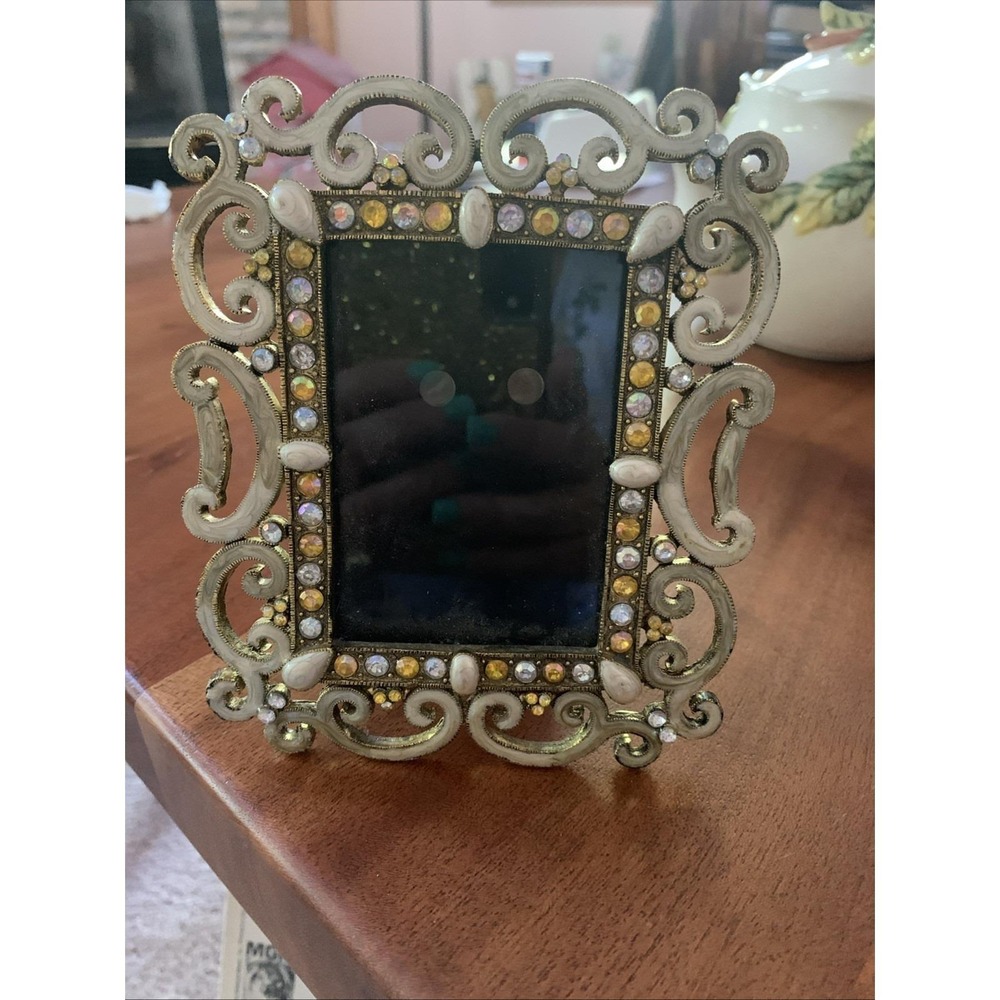 CONCEPTS Margeaux Enamel Frame for 2.5" x 3.5" Picture Jeweled Gold Pearl